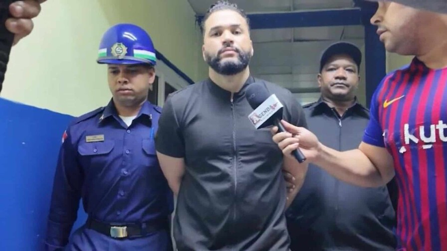 joven-relata-abuso-sexual-por-parte-de-medico-en-las-guaranas-0805613c-focus-0-0.58-896-504