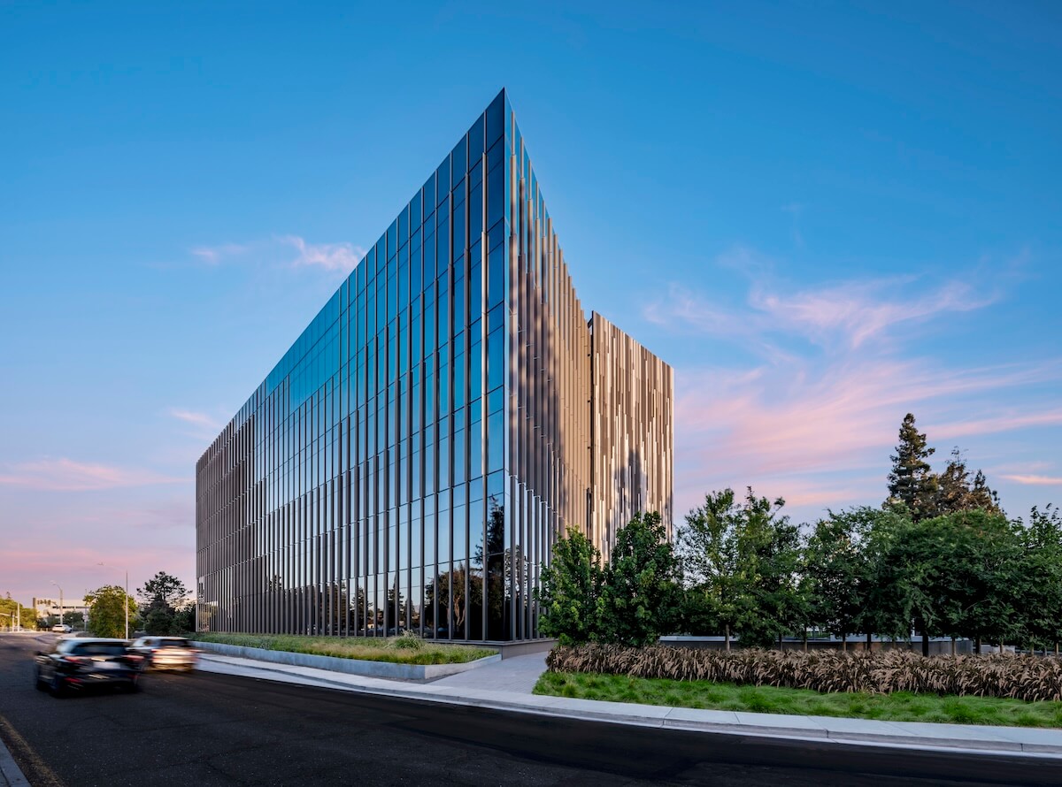 stunning-silicon-valley-office-building-verse-design-1